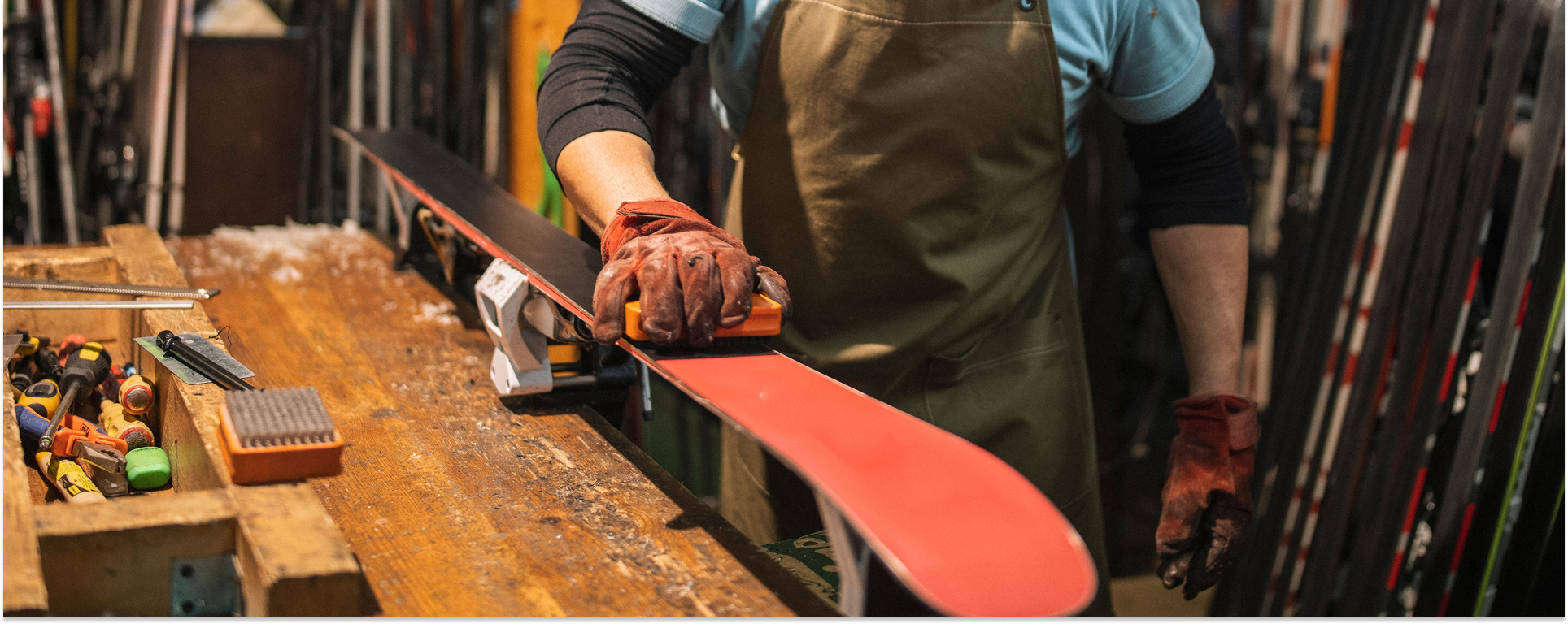 Ski’s en snowboard laten onderhouden bij Bever